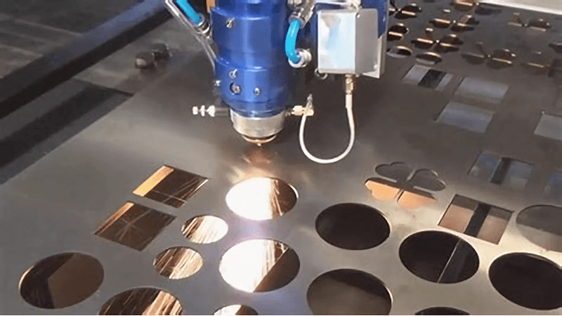 co2 laser cutting metal