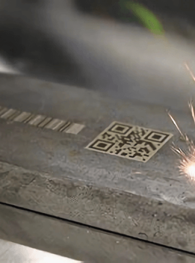50w Fiber Laser Marking QR Code on Metal