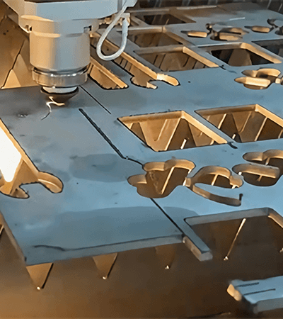 Laser cutting aluminum plate with high power