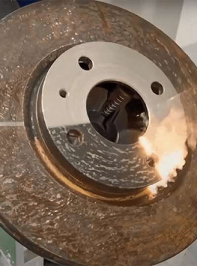 Pulse 200W laser cleaning of rust on wheel